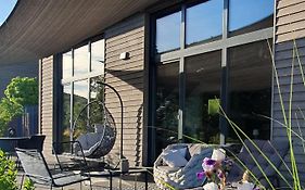 Odenwald-Lodge mit Infrarotsauna im Naturpark Odenwald - Haus rechts